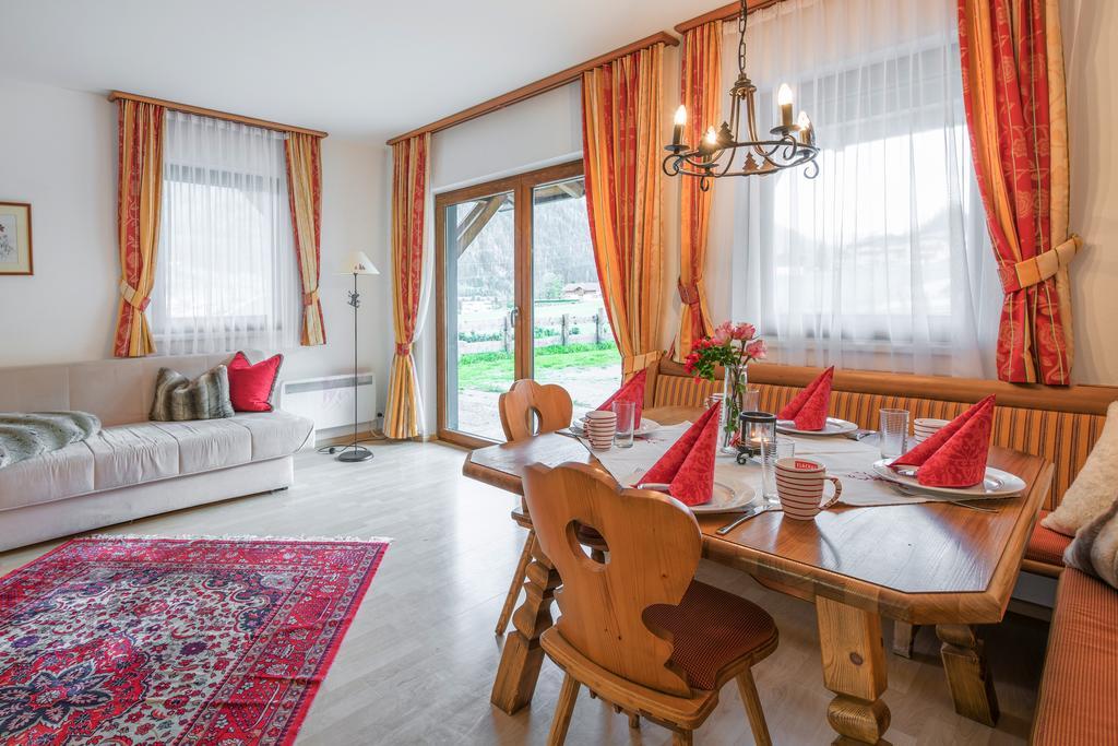 Feriendorf Oberhof Flachau Værelse billede